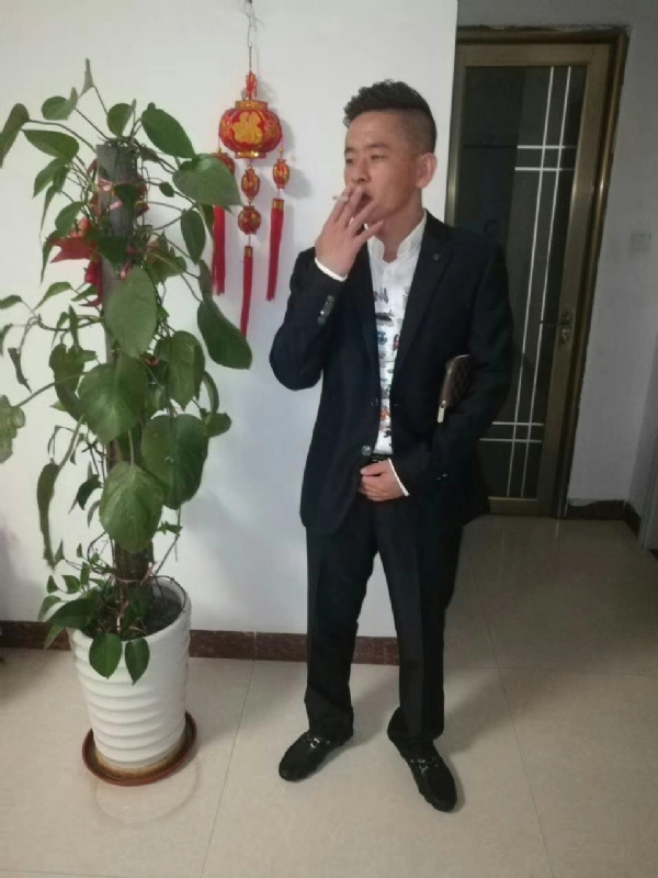 男人三十而立的第二张照片--闽清相亲服务中心