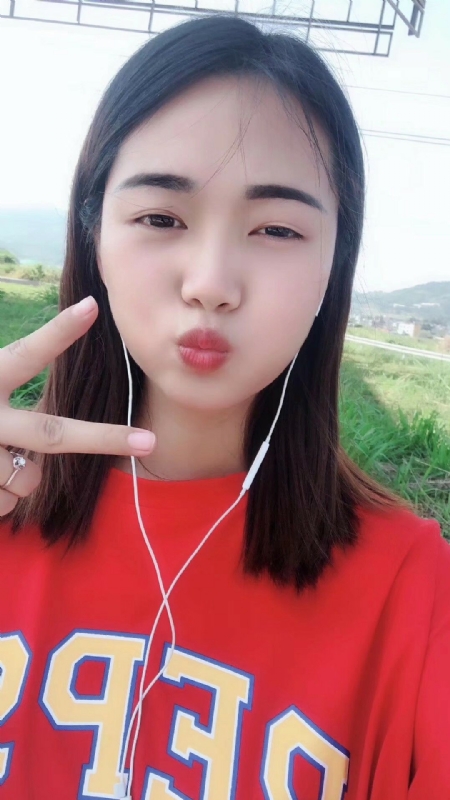 深拥必定温暖的第一张照片--闽清相亲服务中心