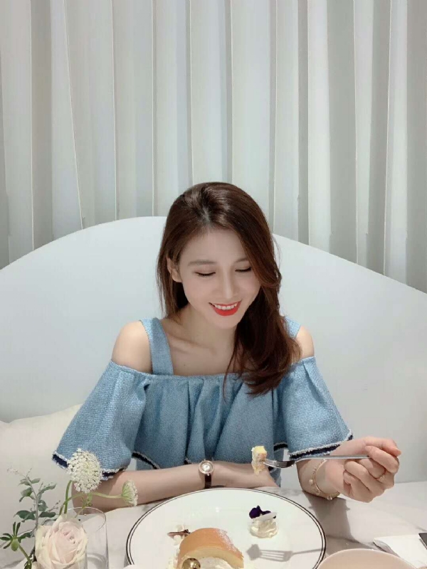 Emily的第三张照片--闽清相亲服务中心