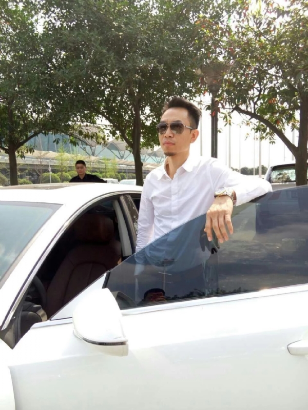杨岳的第一张照片--闽清相亲服务中心