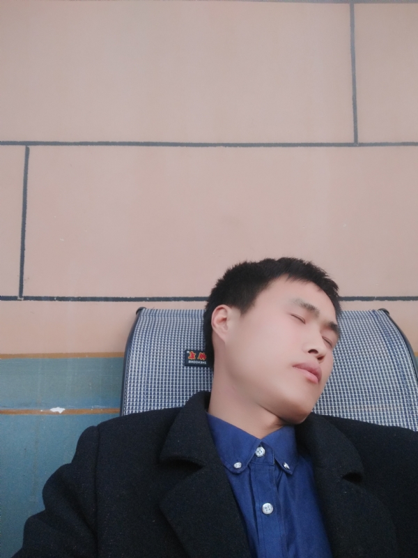 有钱爱情才能长久的第一张照片--闽清相亲服务中心