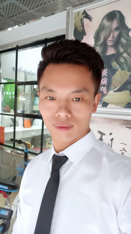 阳光男士的第一张照片--闽清相亲服务中心