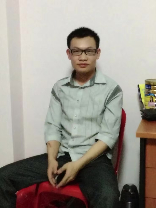 坚强不屈的第一张照片--闽清相亲服务中心