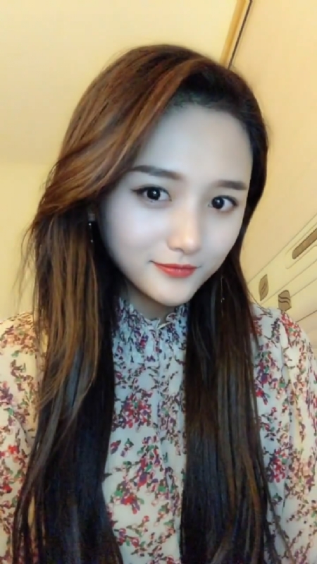 淡然一笑的第一张照片--闽清相亲服务中心