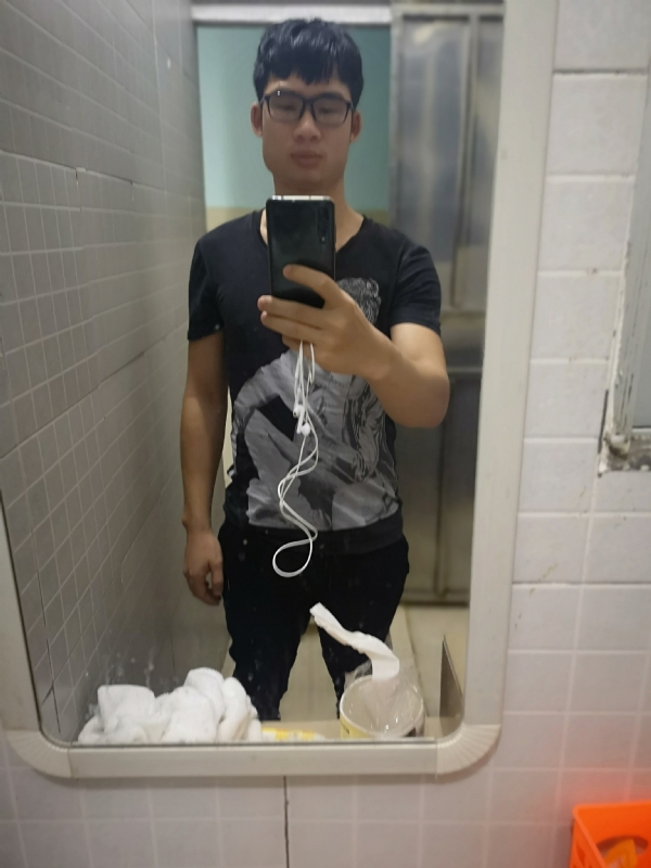 右手的执着的第一张照片--闽清相亲服务中心