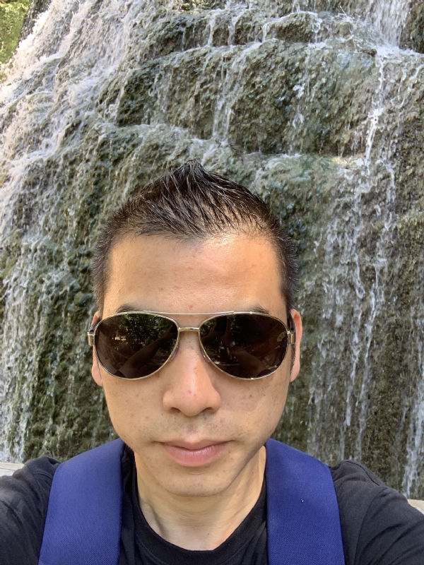 高兴的第二张照片--闽清相亲服务中心