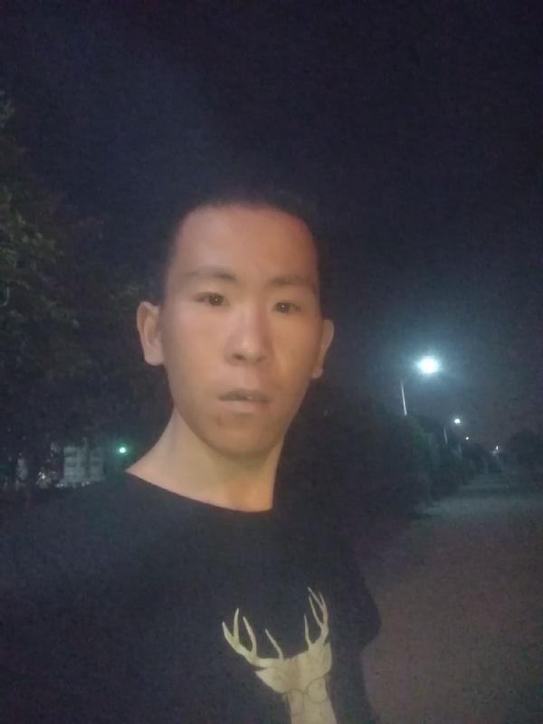 俞凯斌的第一张照片--闽清相亲服务中心