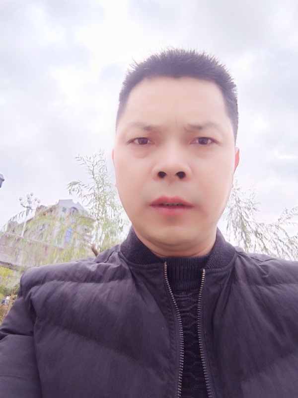 随缘的第一张照片--闽清相亲服务中心