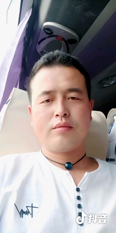 瞬间被爱上的第一张照片--闽清相亲服务中心