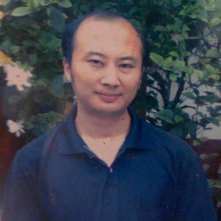 石峰里的生命的第一张照片--闽清相亲服务中心