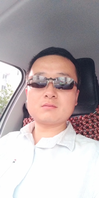 痛苦的单身狗的第一张照片--闽清相亲服务中心
