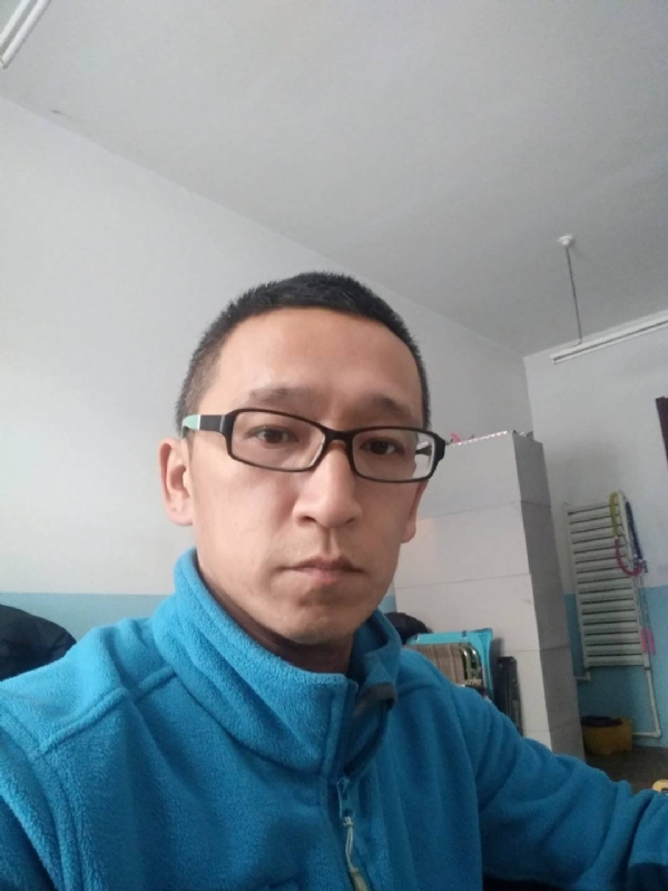晓峰的第三张照片--闽清相亲服务中心