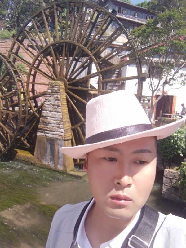 曲靖相亲的第一张照片--闽清相亲服务中心