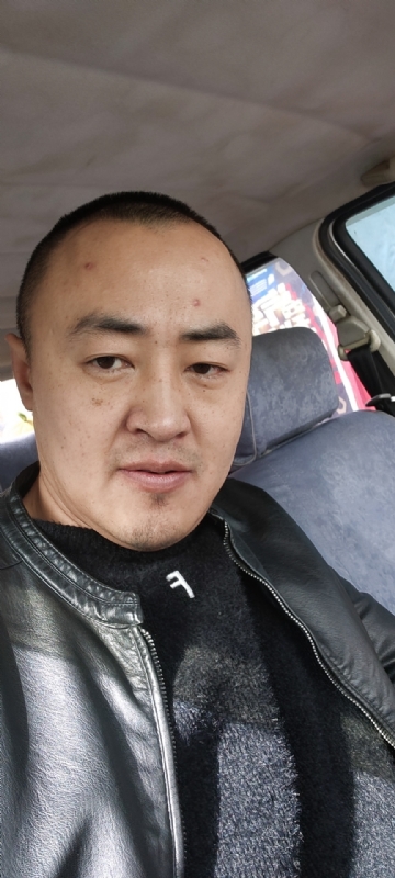 精神九哥的第一张照片--闽清相亲服务中心