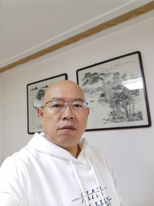 光头博士的第一张照片--闽清相亲服务中心