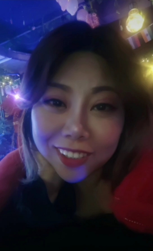 收快递的费仙女的第一张照片--闽清相亲服务中心