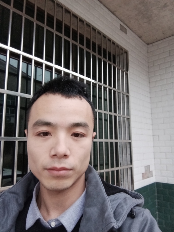 笑得那么开心的第三张照片--闽清相亲服务中心