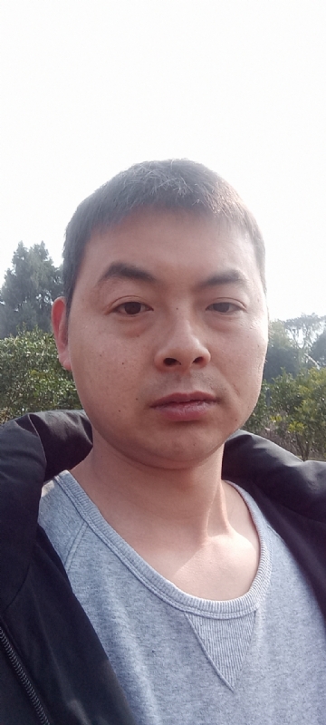 亲亲抱抱我爱你的第一张照片--闽清相亲服务中心