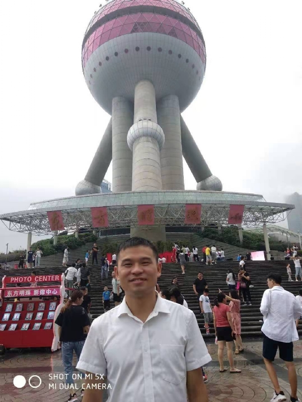 小猫吃老鼠的第一张照片--闽清相亲服务中心
