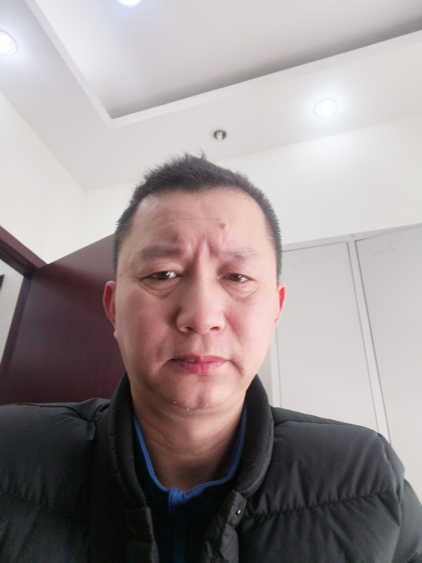 相视而笑的第一张照片--闽清相亲服务中心