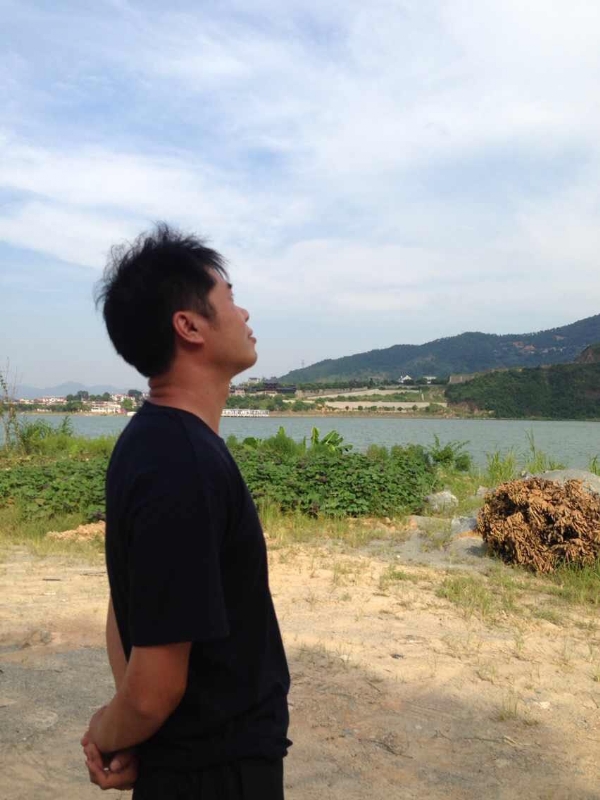 雾里看花的第一张照片--闽清相亲服务中心