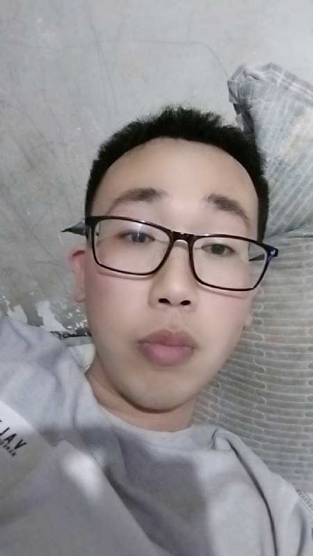 喜欢比我大的女人的第一张照片--闽清相亲服务中心