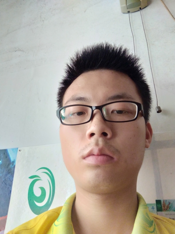 舒荷的第一张照片--闽清相亲服务中心