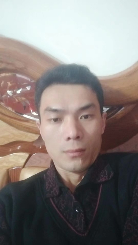 错把真心喂了狗的第四张照片--闽清相亲服务中心