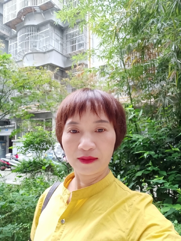 小瓶子的第二张照片--闽清相亲服务中心