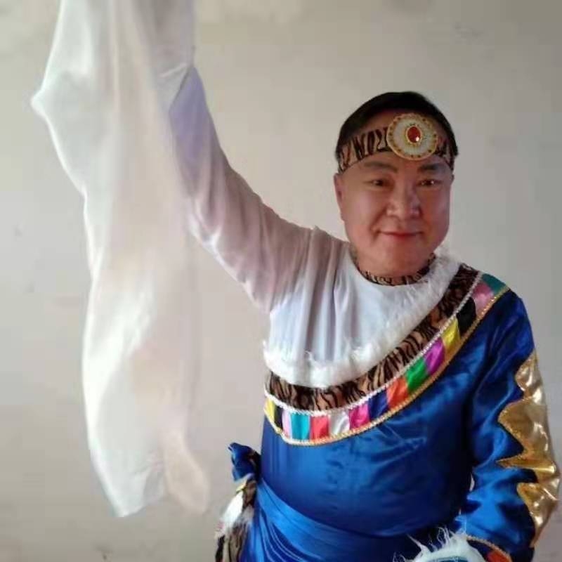 走在冷风中的第一张照片--闽清相亲服务中心