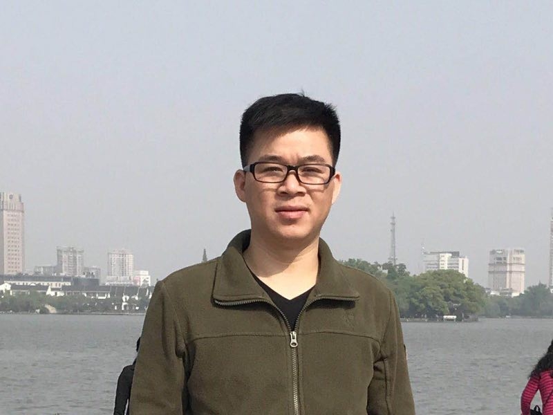 孔雀鱼的第一张照片--闽清相亲服务中心