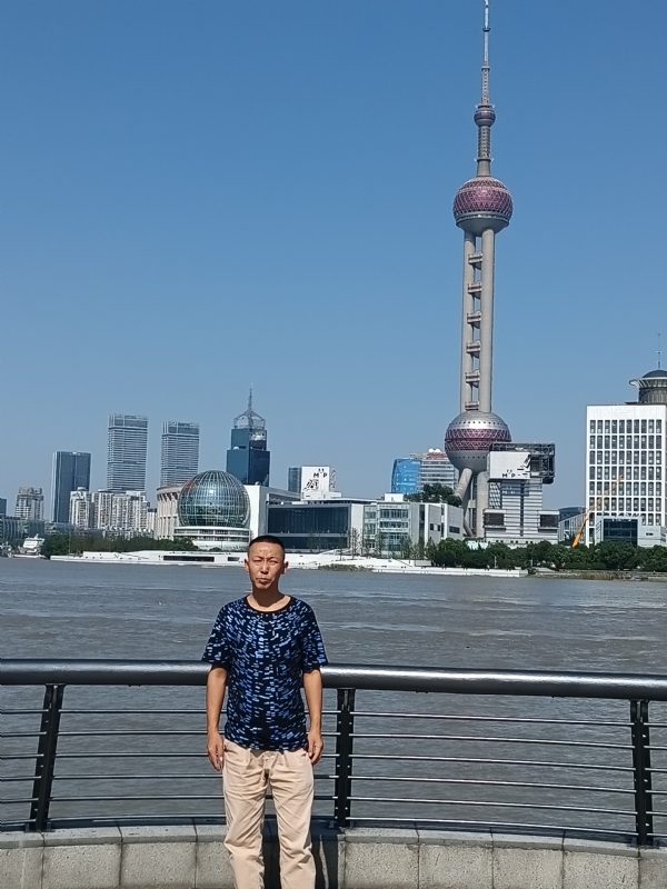伪装浪漫的第一张照片--闽清相亲服务中心