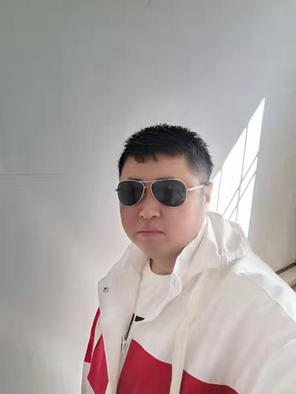大漠叔叔的第一张照片--闽清相亲服务中心