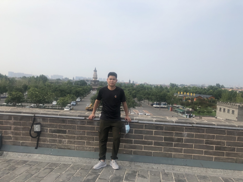 123.向左向右的第一张照片--闽清相亲服务中心
