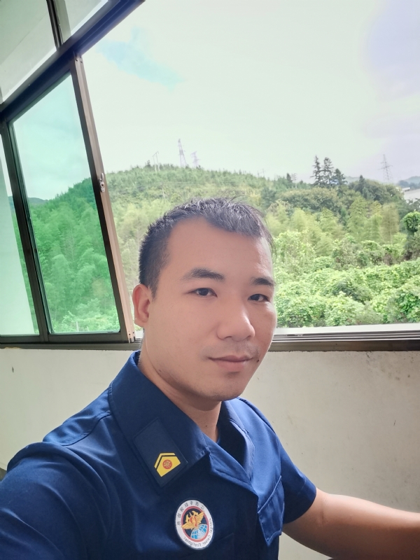 期待未来的第一张照片--闽清相亲服务中心