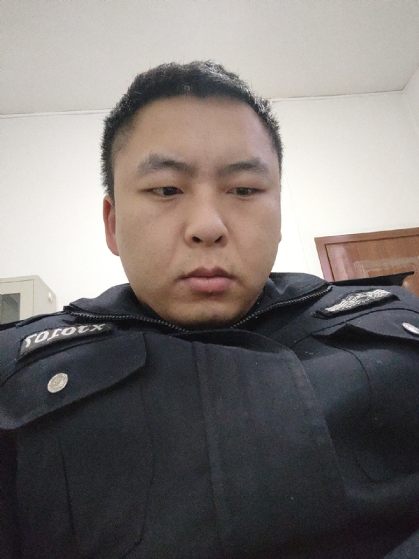 好纠结的第一张照片--闽清相亲服务中心