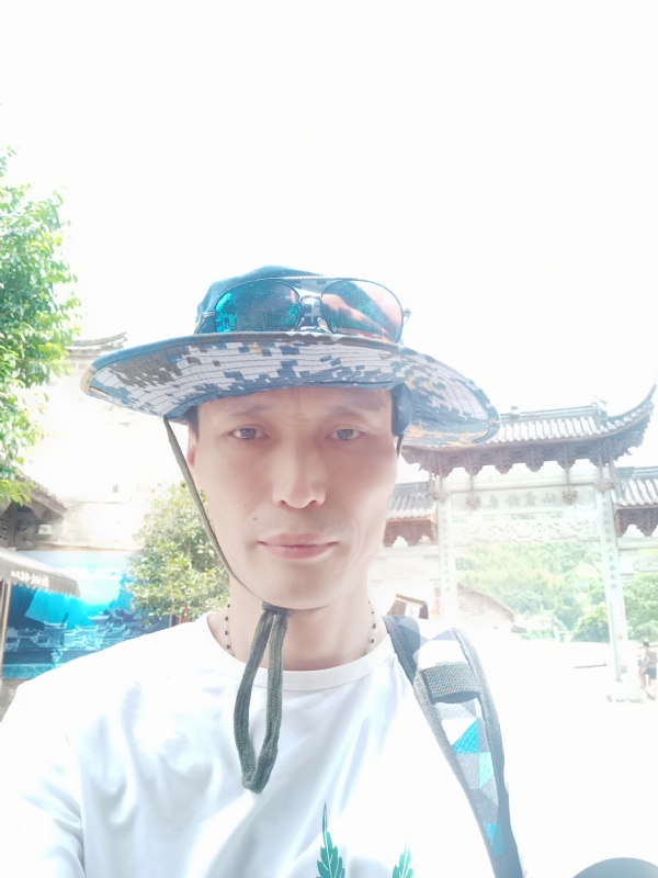 童群海的第一张照片--闽清相亲服务中心