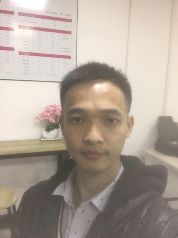 法律人小陈的第一张照片--闽清相亲服务中心
