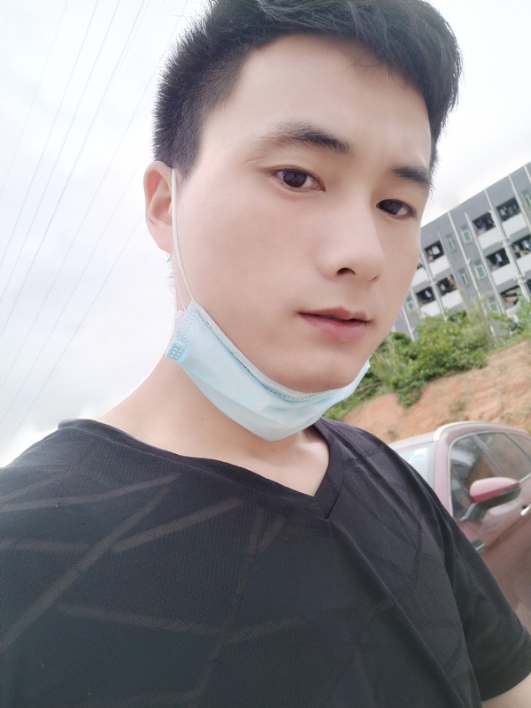 何凡的第二张照片--闽清相亲服务中心