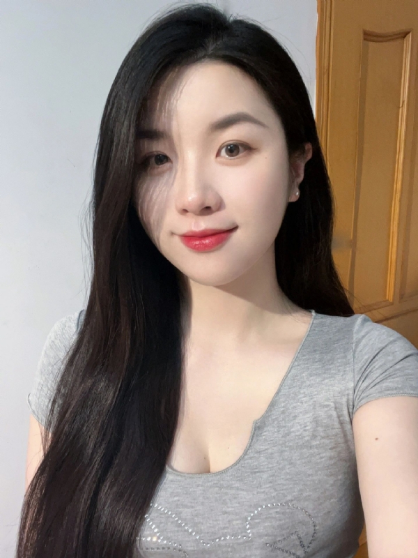 乔乔在寻爱的第一张照片--闽清相亲服务中心