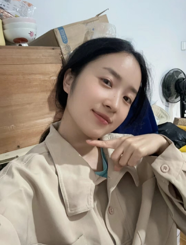 多喝热水的第二张照片--闽清相亲服务中心