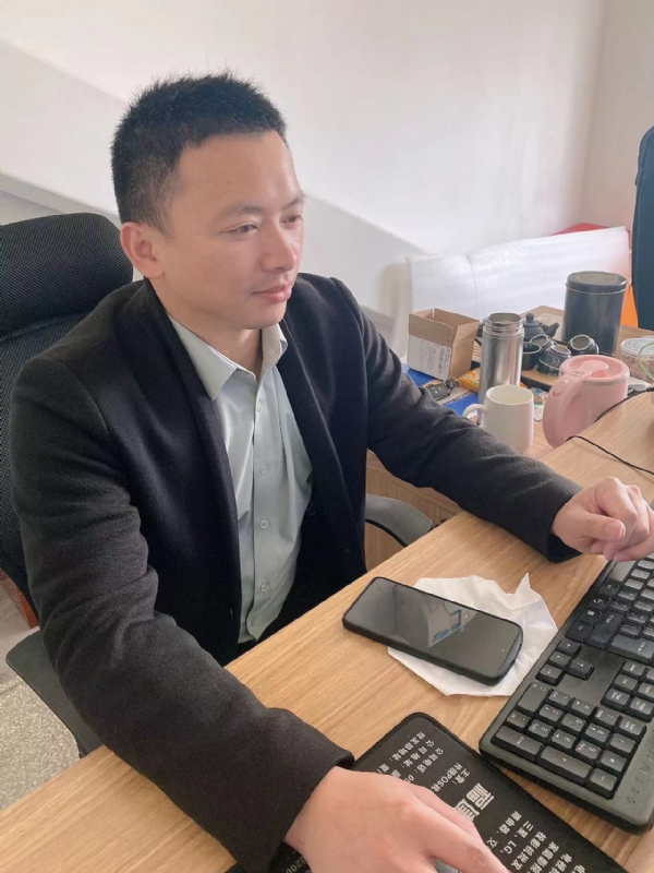 落叶知秋的第一张照片--闽清相亲服务中心