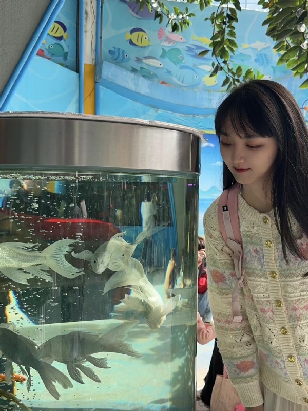 yiyi的第一张照片--闽清相亲服务中心