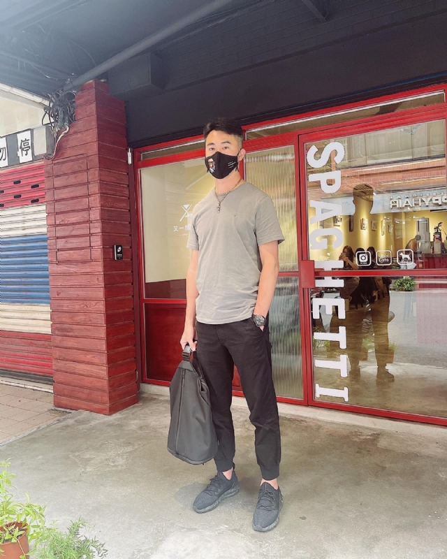 酒商安迪的第一张照片--闽清相亲服务中心