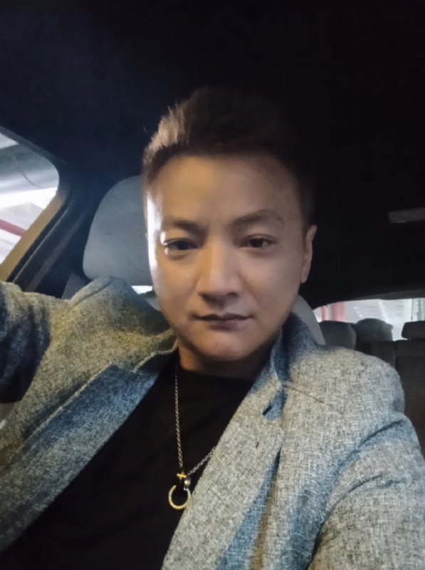 夜、有雨敲窗的第三张照片--闽清相亲服务中心