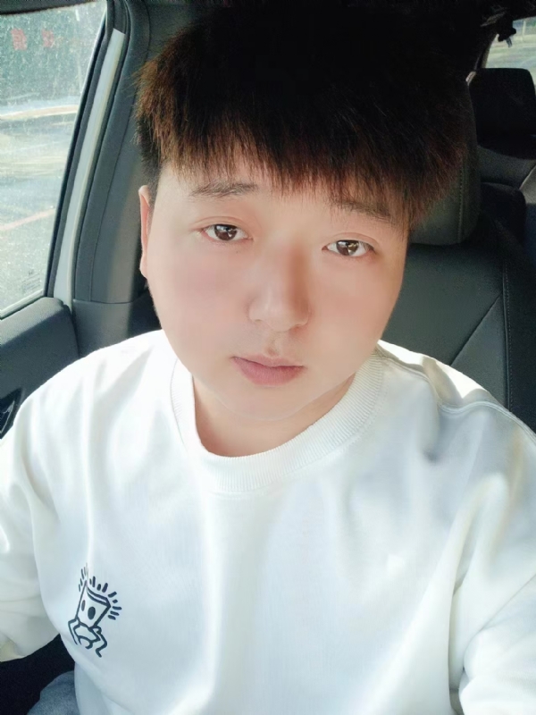 可乐加冰的第一张照片--闽清相亲服务中心