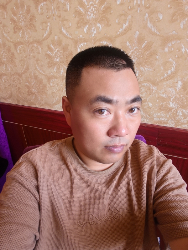 擦亮眼睛向前看的第一张照片--闽清相亲服务中心