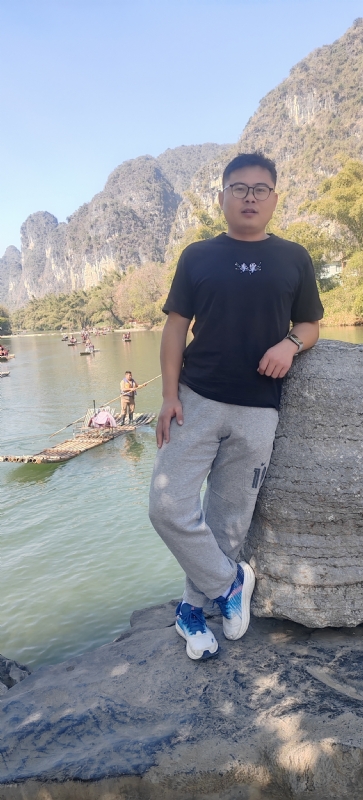受过伤的狼的第三张照片--闽清相亲服务中心