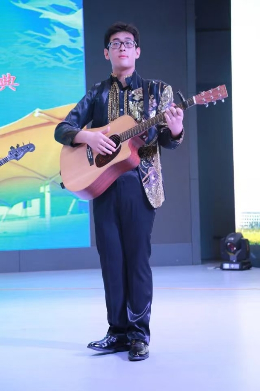 一叶知秋ZG的第一张照片--闽清相亲服务中心