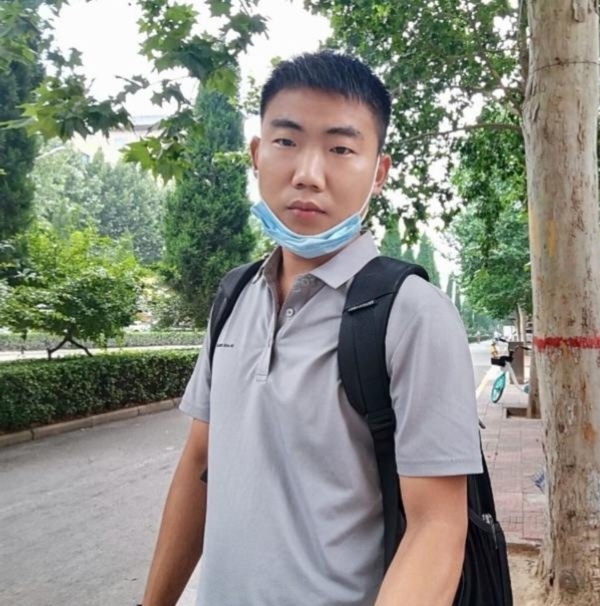 90年男征婚的第一张照片--闽清相亲服务中心